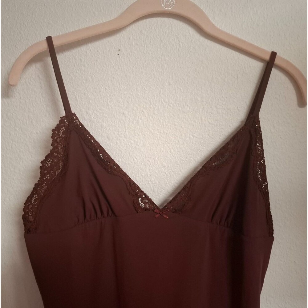 Women's SKIMS Fits Everybody Lace Trim Triangle Romper in Oxblood Size XL - Picture 6 of 13